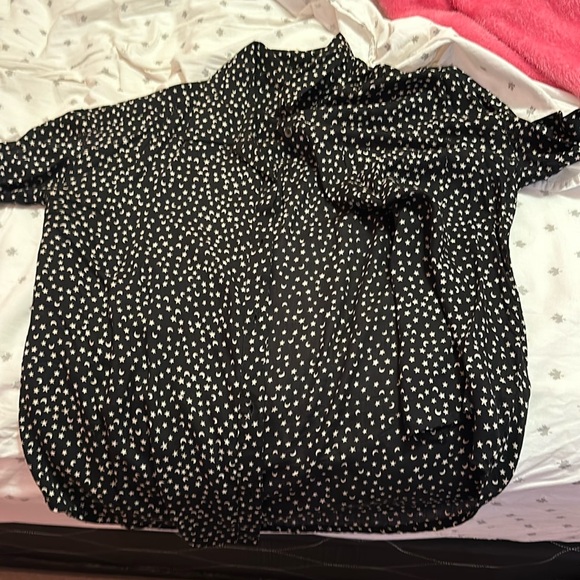 Cute long sleeve blouse - Picture 1 of 1